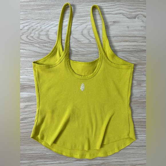 FREE PEOPLE movement chartreuse top size M workout tank - Picture 2 of 3